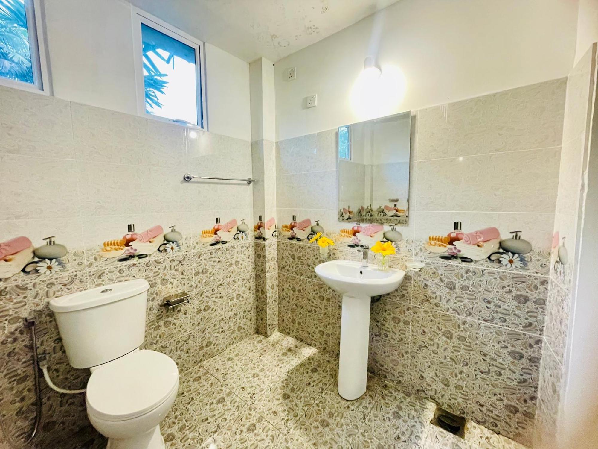 فندق White Hill House Hiriketiya ديكويلاّ تين المظهر الخارجي الصورة